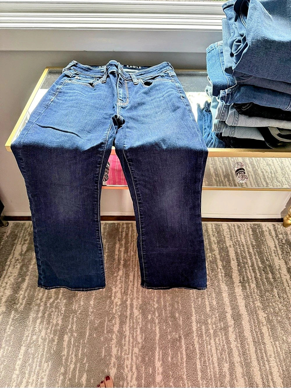 American Eagle Straight Leg Jeans in Blue Waist 00